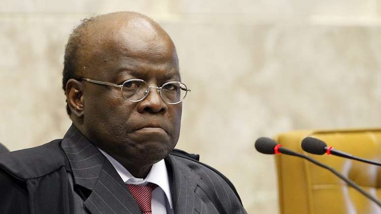 Relator do processo do Mensal&atilde;o no STF, Joaquim Barbosa declarou apoio a Lula nesta elei&ccedil;&atilde;o