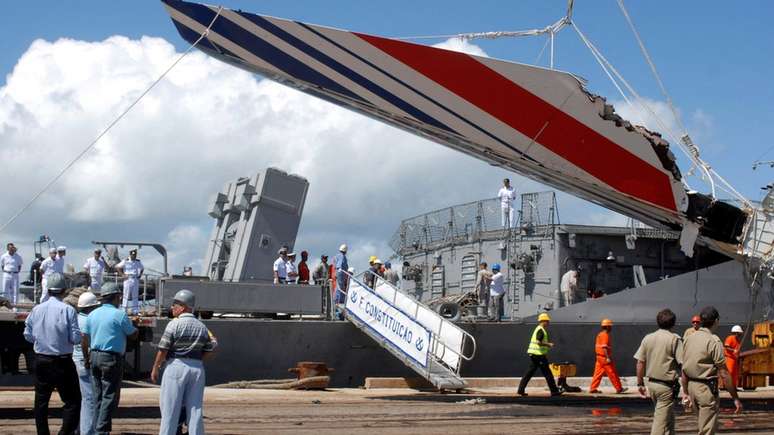 Parte de destroços do avião da Air France que caiu em junho de 2009 no Oceano Atlântico