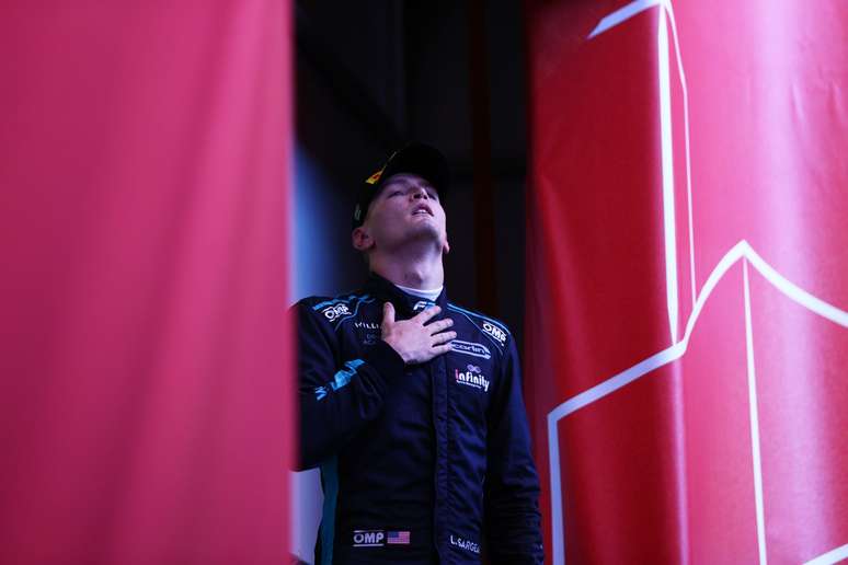 Logan Sargeant estar&aacute; na Williams 2023? 
