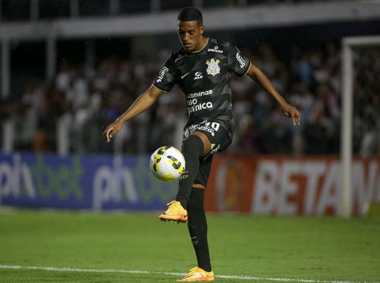 Robert Renan será titular na Serrinha (Foto: Rodrigo Coca/Ag.Corinthians)