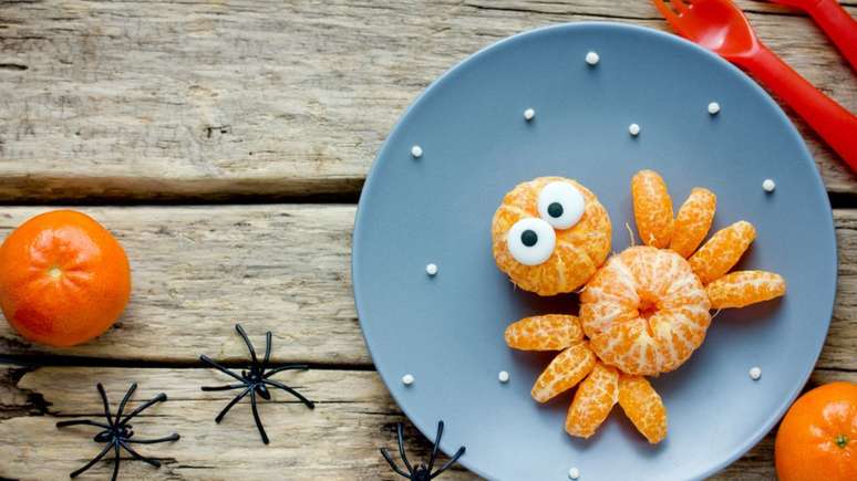 As frutas também podem fazer parte das comidas de Halloween –