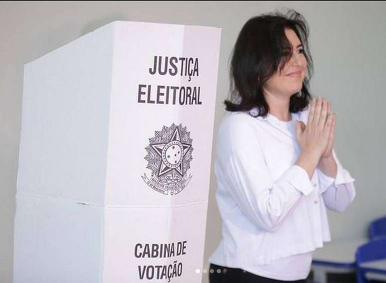 Simone Tebet vota no segundo turno