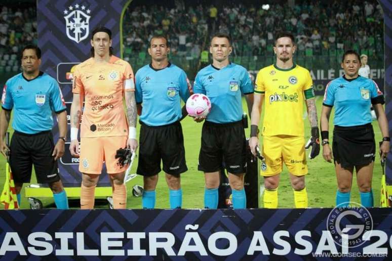 Corinthians empata com o Goiás e acende sinal de alerta no Brasileirão