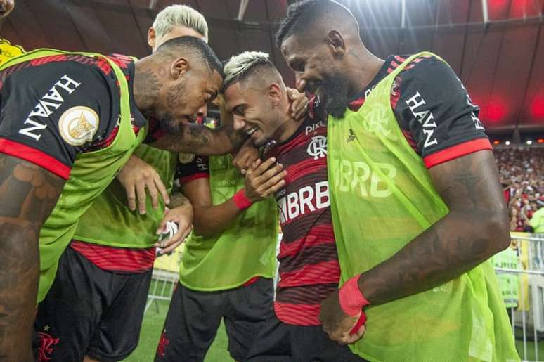 Andreas Pereira com a camisa do Flamengo na última temporada(Foto: Alexandre Vidal/Flamengo)