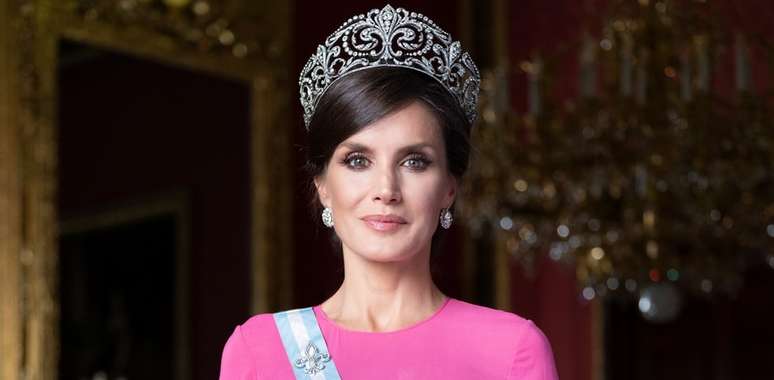 Letizia da Espanha, de 50 anos, está entre as mulheres mais chiques das monarquias europeias