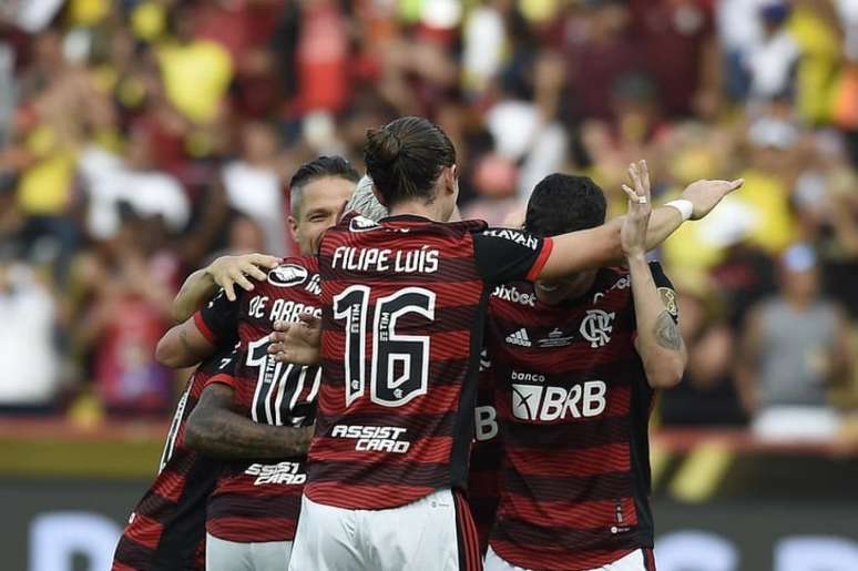 Jogadores do Flamengo em fim de contrato que podem reforçar seu