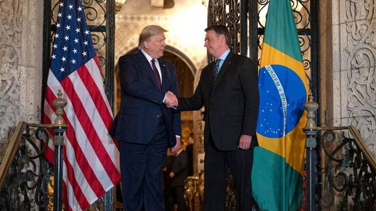 Teitelbaum avalia que uma semelhança entre EUA e Brasil é o colapso da centro-direita