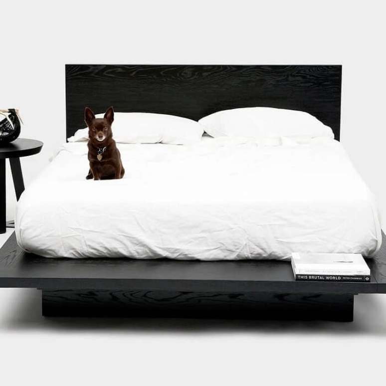 8. Modelo de jogo de cama oriental branco. Fonte – El Fenix Vintage