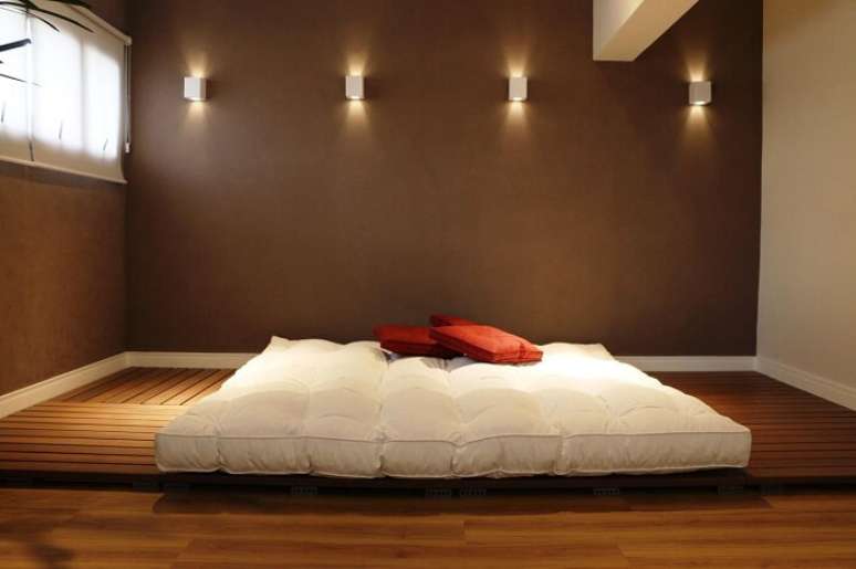75. Arandelas de parede e cama estilo oriental. Fonte – Investir Decor
