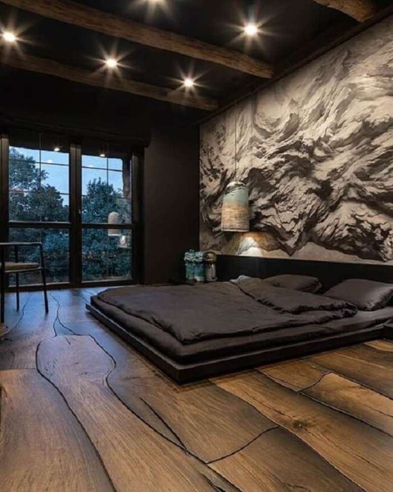 32. Piso laminado e jogo de cama oriental preto. Fonte – Wattpad