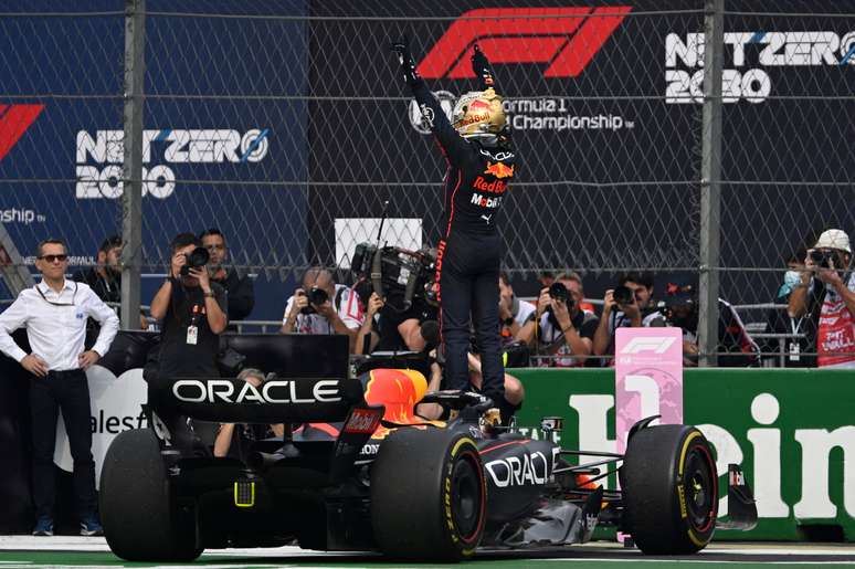 Fórmula 1: Verstappen sai na frente no GP do México; veja horário da  corrida - ISTOÉ DINHEIRO