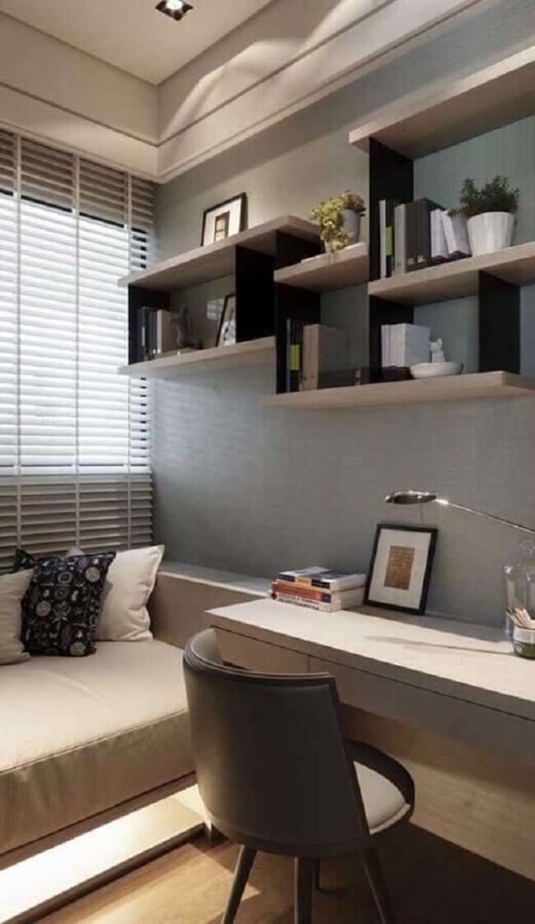 72. Bancada de estudo e cama oriental solteiro. Fonte – Notícias do Brasil