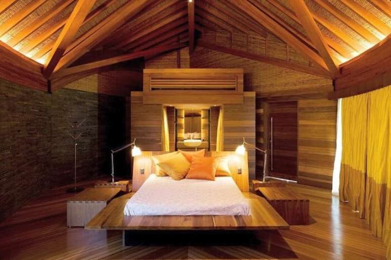 13. Quarto rústico com cama oriental de casal. Fonte – Mareines Arquitetura