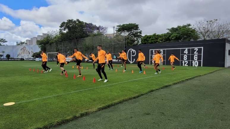 Elenco do Corinthians se reapresenta após garantir vaga na Libertadores (Foto: Jô Ribeiro/Ag.Corinthians)