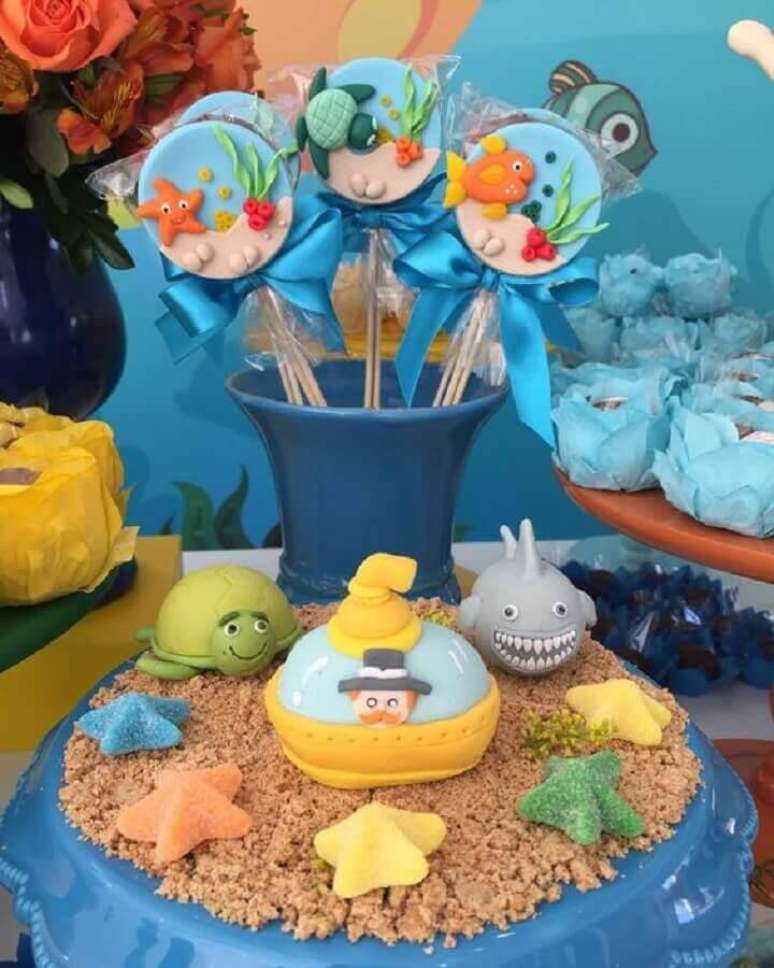 31. Docinhos personalizados para festa Mundo Bita no fundo do mar &ndash; Foto: Amor de M&atilde;e Decor