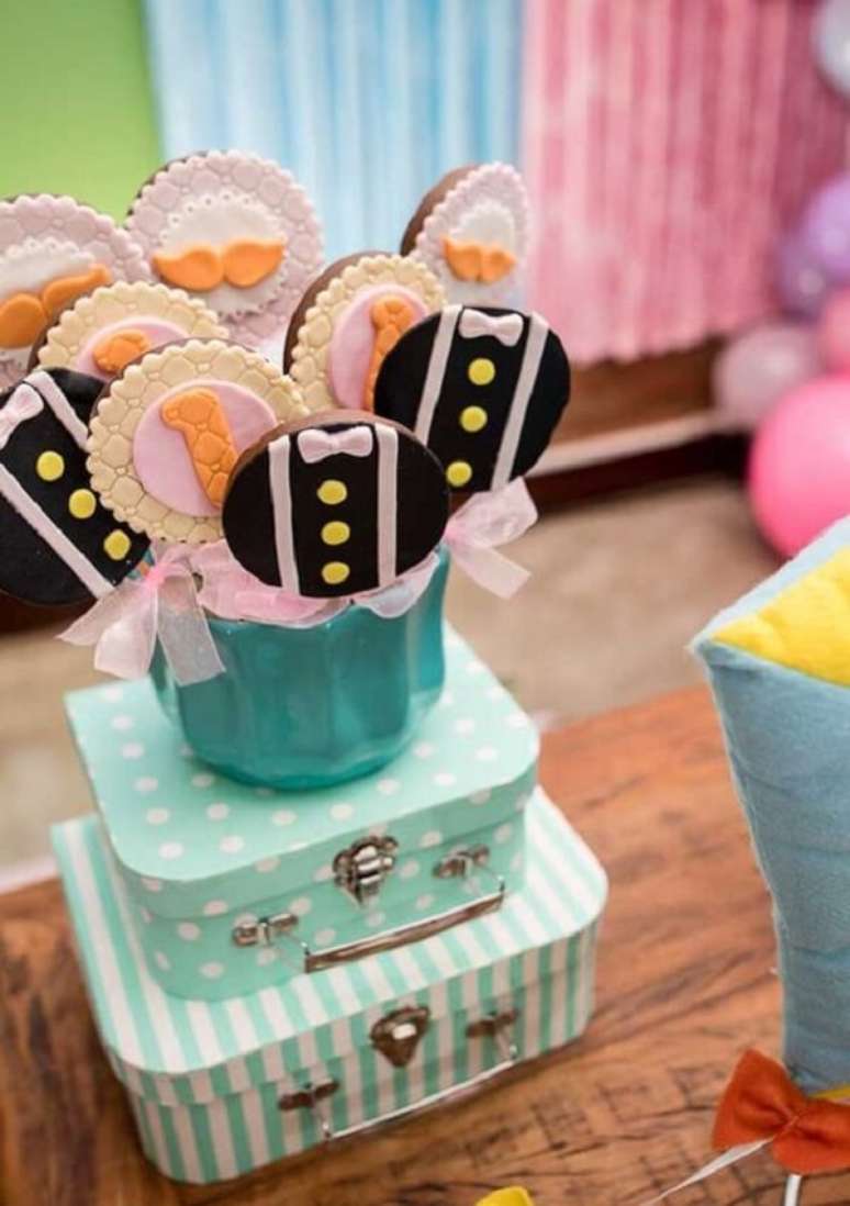 60. Festa mundo bita: decoracao colorida e divertida. Fonte &ndash; Decor Facil