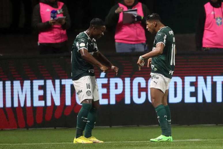 Palmeiras agora! Mudança no Brasileirão, Dudu fora e homenagem a Rony