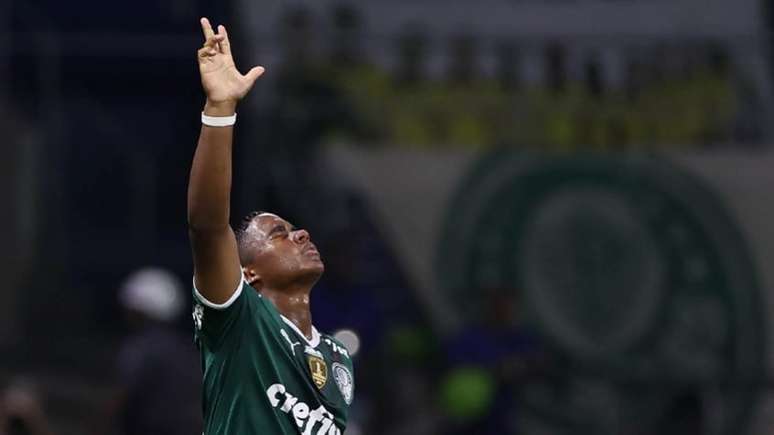 Endrick estreou no profissional do Palmeiras diante do Coritiba (Foto: Cesar Greco/Palmeiras)