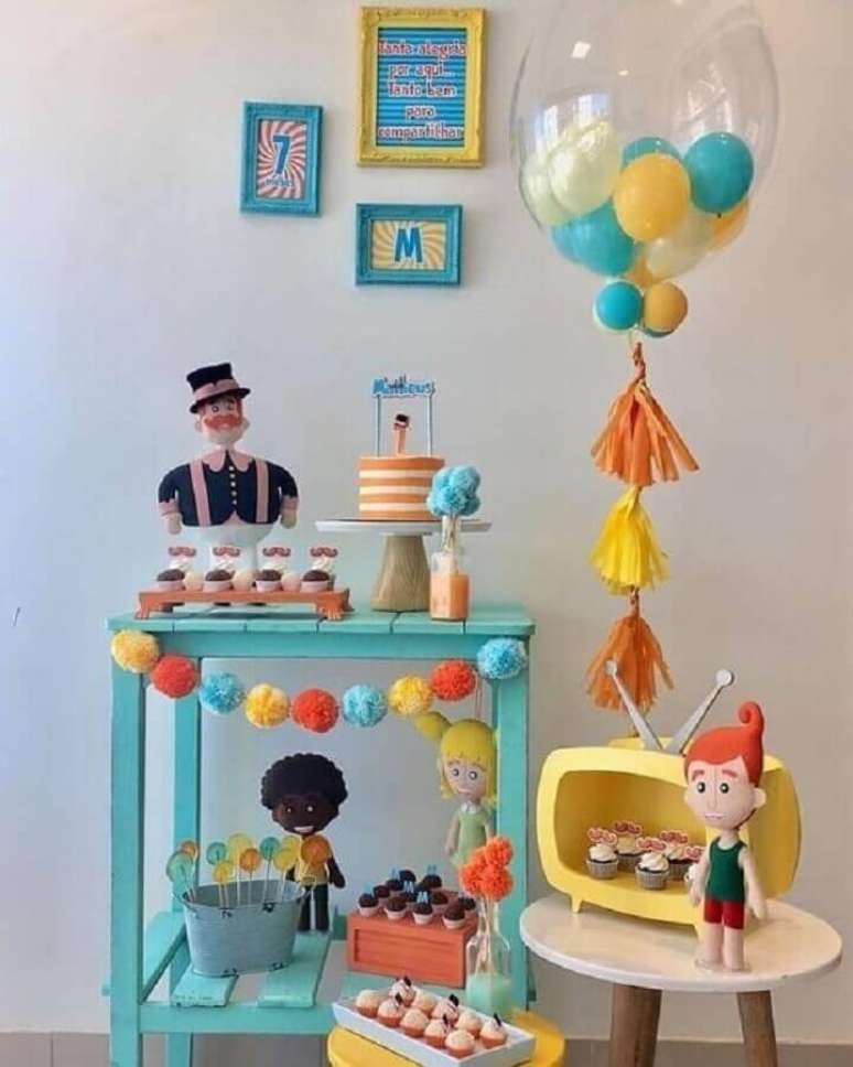 26. Decora&ccedil;&atilde;o festa Mundo Bita simples em tons past&eacute;is &ndash; Foto: Pinosy