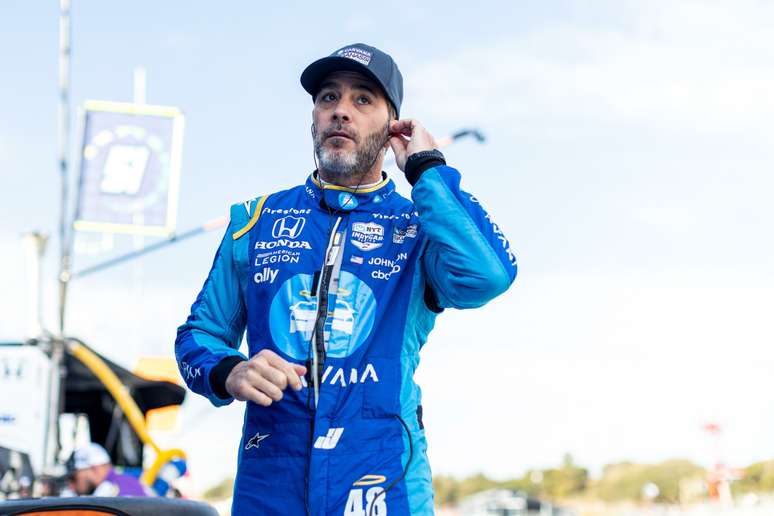 Jimmie Johnson retornará à Nascar como dono e piloto da Petty GMS 