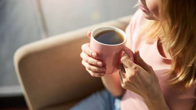 O café combate o cansaço e inflamações causadas pelo envelhecimento –