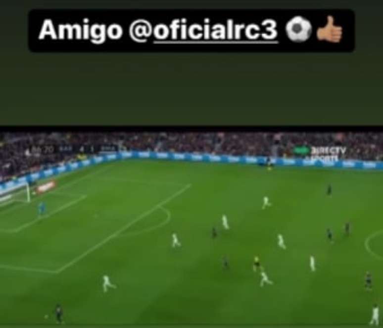 Arturo Vidal marcou o perfil do "amigo" Roberto Carlos (Reprodução/Instagram)