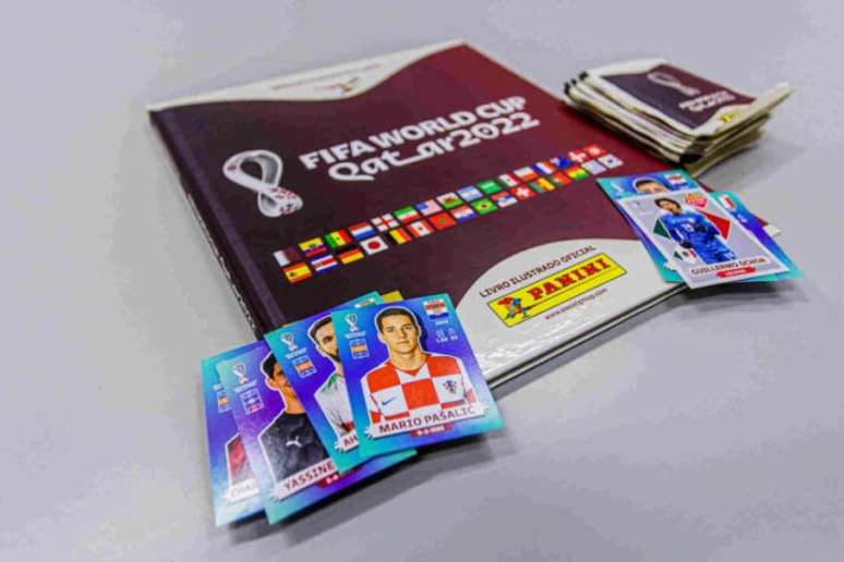 Álbum da Copa do Mundo produzido pela Panini foi lançado em agosto deste ano (Foto: Van Campos / LANCE!)