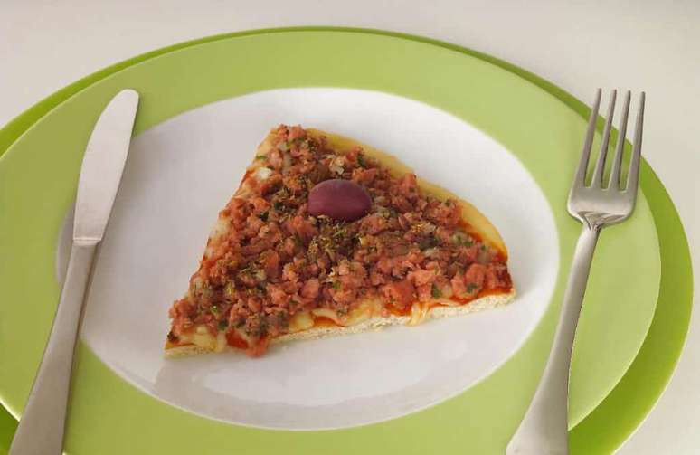 Pizza de mortadela | Foto: Guia da Cozinha