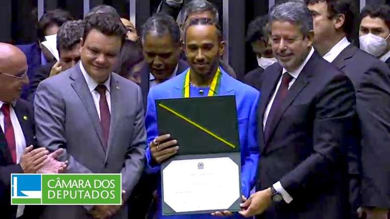 Lewis Hamilton recebe o título de Cidadão Honorário do Brasil 