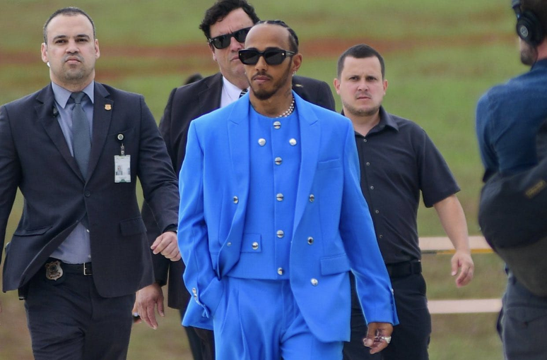 Lewis Hamilton recebe o título de Cidadão Honorário do Brasil 