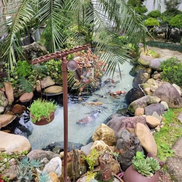 34. Na presen&ccedil;a de peixes &eacute; essencial ter uma agua com boa oxigena&ccedil;&atilde;o. Fonte &ndash; Lagocarpa Lagos Ornamentais