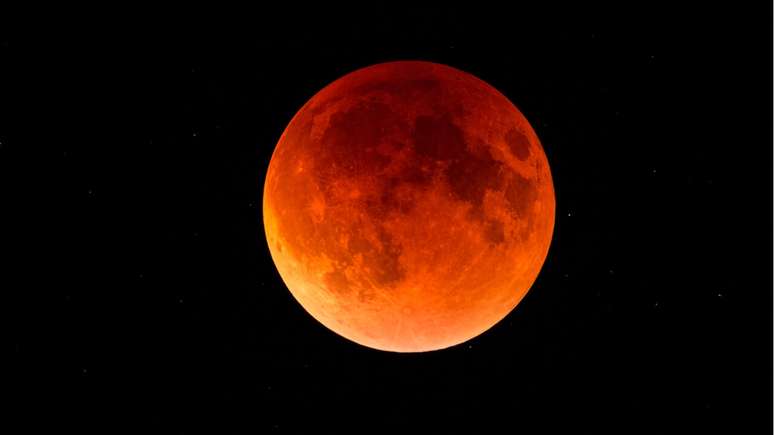 Prepare-se para o Eclipse Lunar em Touro –