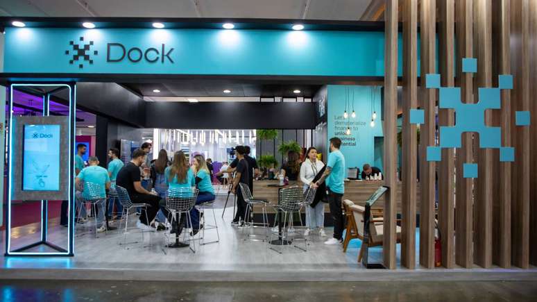 Dock é uma startup brasileira de infraestrutura de pagamentos, avaliada em US$ 1,5 bilhão em maio de 2022