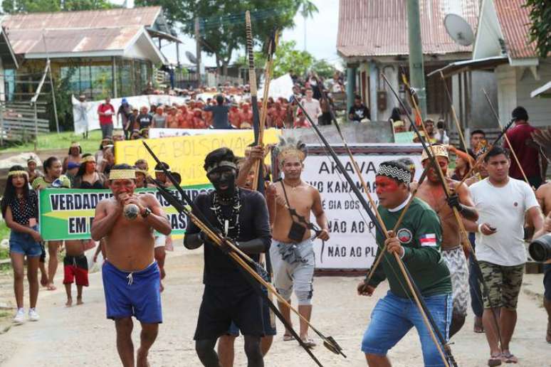 Ind&iacute;genas protestaram nesta segunda-feira, 13, em ato organizado pela Univaja (Uni&atilde;o dos Ind&iacute;genas do Vale do Javari).