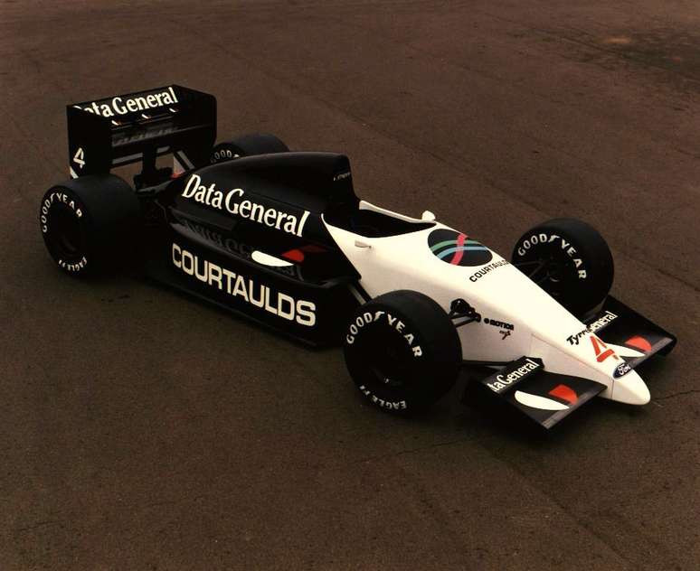 Compacto e bojudo: este era o Tyrrell DG016