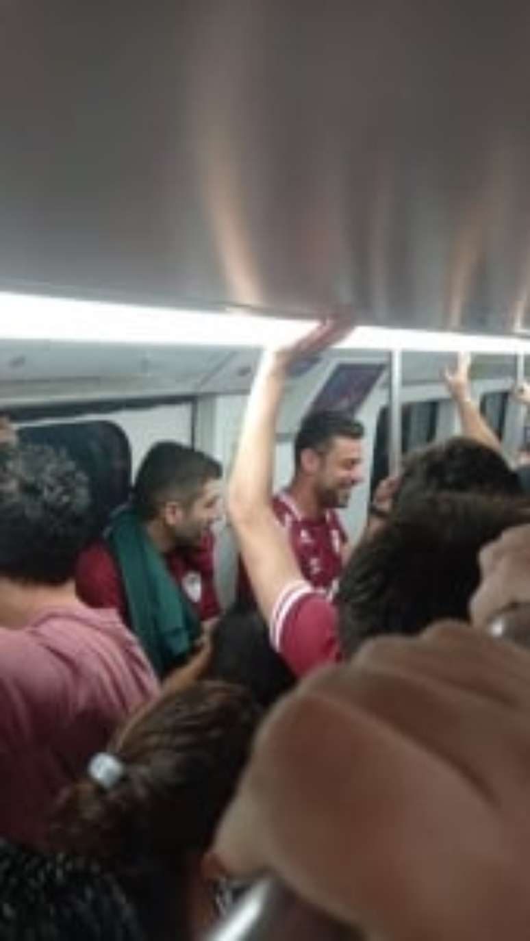 Fred no metrô antes do jogfo do Fluminense (Reprodução/Twitter)