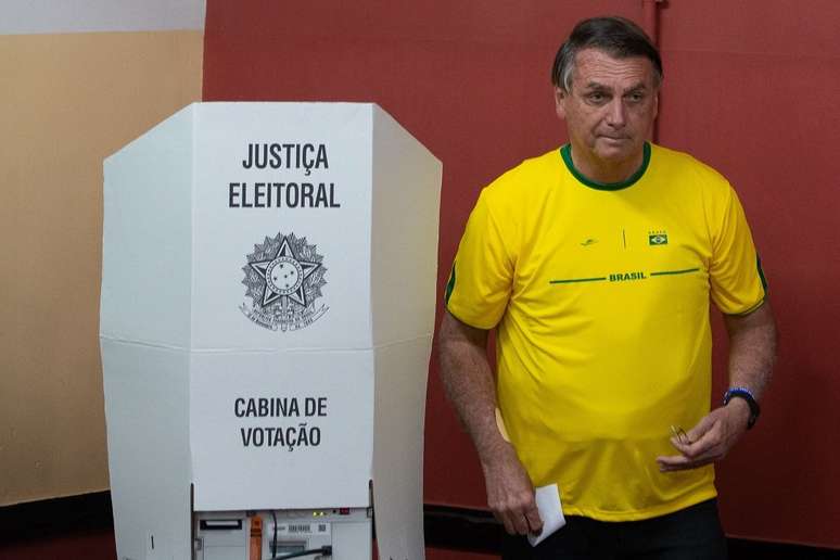 Lula recebeu 100% dos votos em 143 urnas; Bolsonaro, em quatro