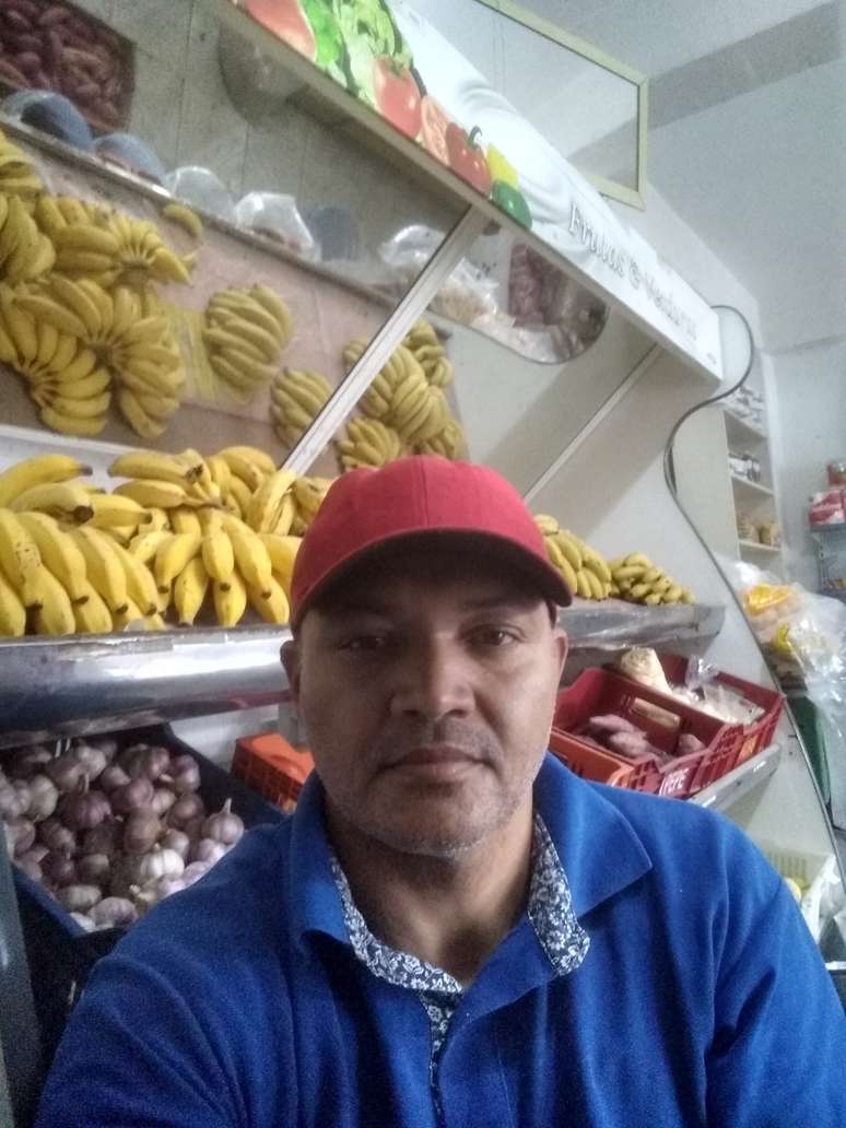 Odair, dono de comércio na zona sul de São Paulo