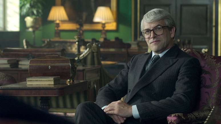 O ex-primeiro-ministro John Major, interpretado na série por Jonny Lee Miller, acusou a nova temporada de incluir 'absurdos'