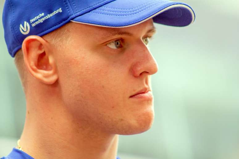 Mick Schumacher negou que vaga na Haas para 2023 já tenha sido definida 