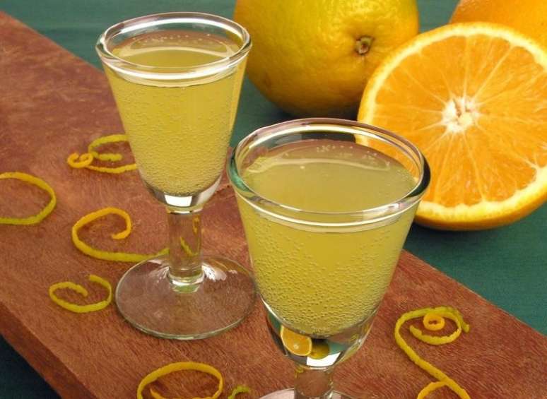 Licor de laranja &ndash; Foto: Guia da Cozinha