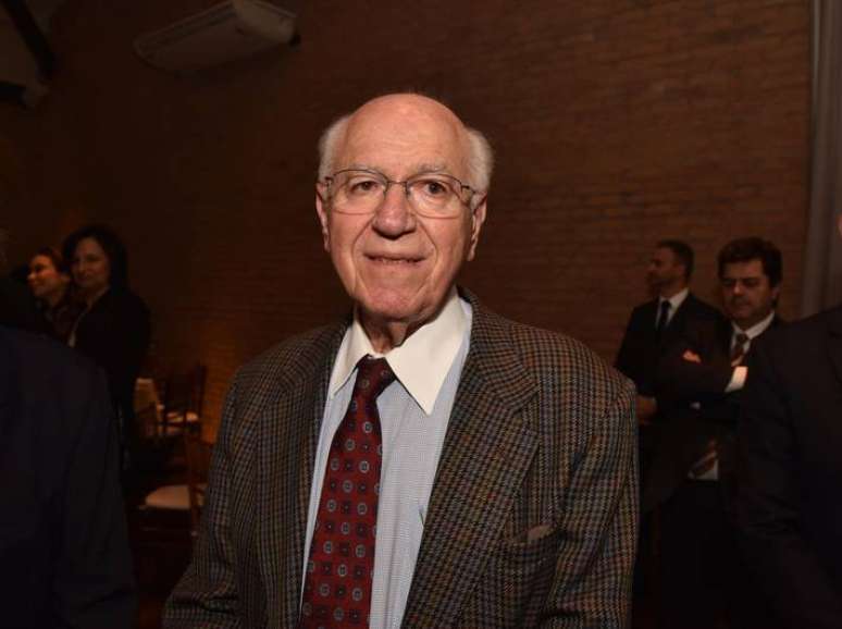 Reforma melhora ambiente para a cria&ccedil;&atilde;o de empregos, diz Jos&eacute; Pastore