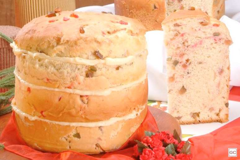 Panetone trufado de maracuj&aacute; &ndash; Foto: Guia da Cozinha