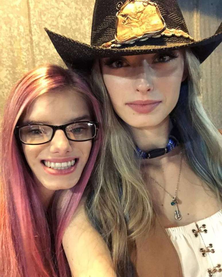 Guinness Book: gêmeas idênticas mais diferentes vão para o livro dos recordes