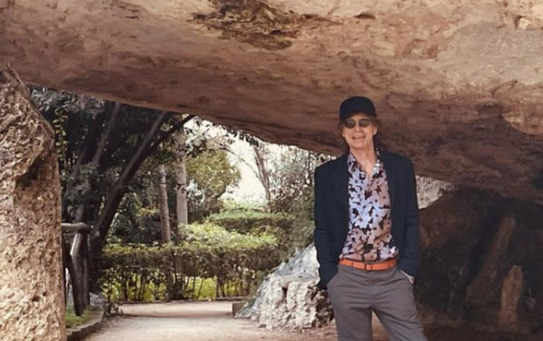 Mick Jagger est&aacute; passando suas f&eacute;rias na Sic&iacute;lia