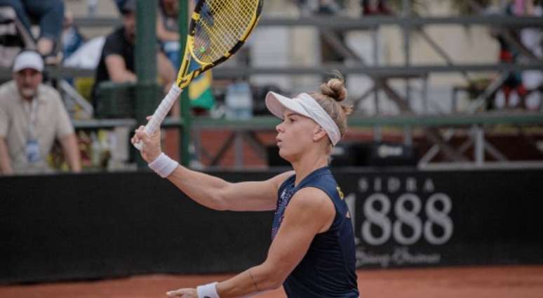 Laura Pigossi inicia pré-temporada e define primeiros torneios de 2024 -  Tenis News