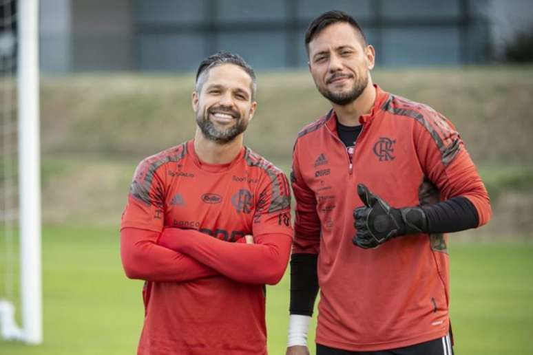 Diego Ribas e Diego Alves se despediram do Flamengo neste sábado (Foto: Alexandre Vidal/Flamengo)