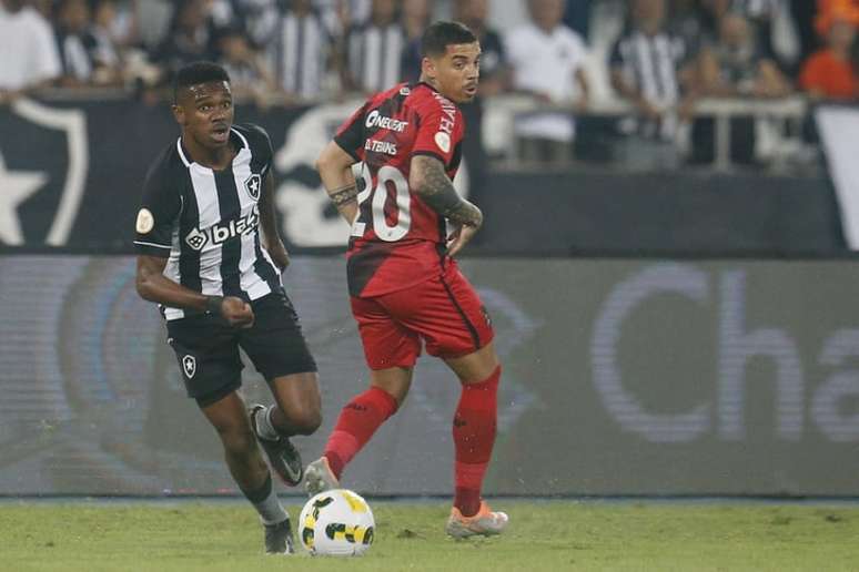 Botafogo busca uma vaga para Libertadores (Foto: Vítor Silva/Botafogo