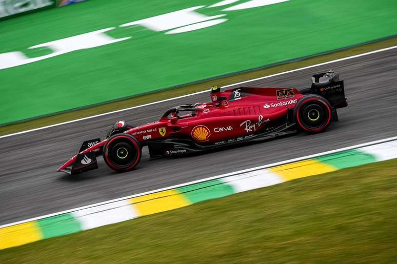 Carlos Sainz foi segundo na sprint 