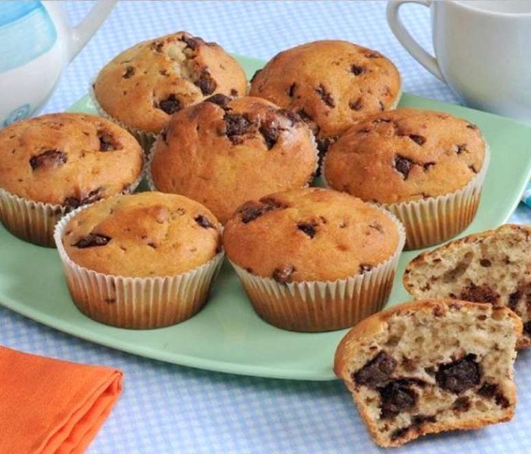 Muffin de banana e chocolate (Reprodução / Guia da Cozinha)